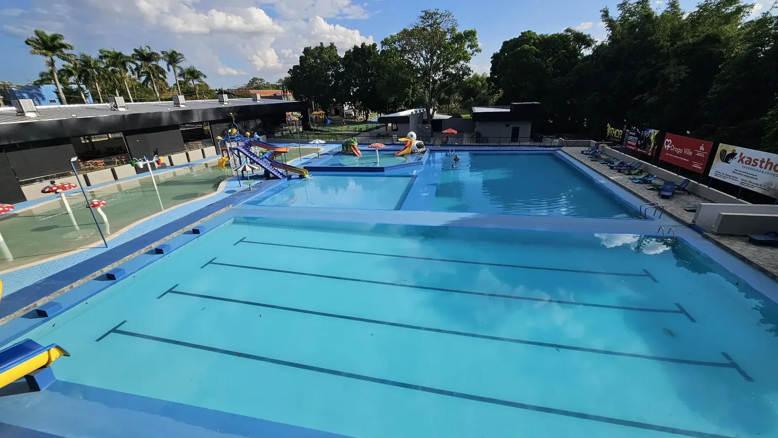 Parque Aquático & Piscinas